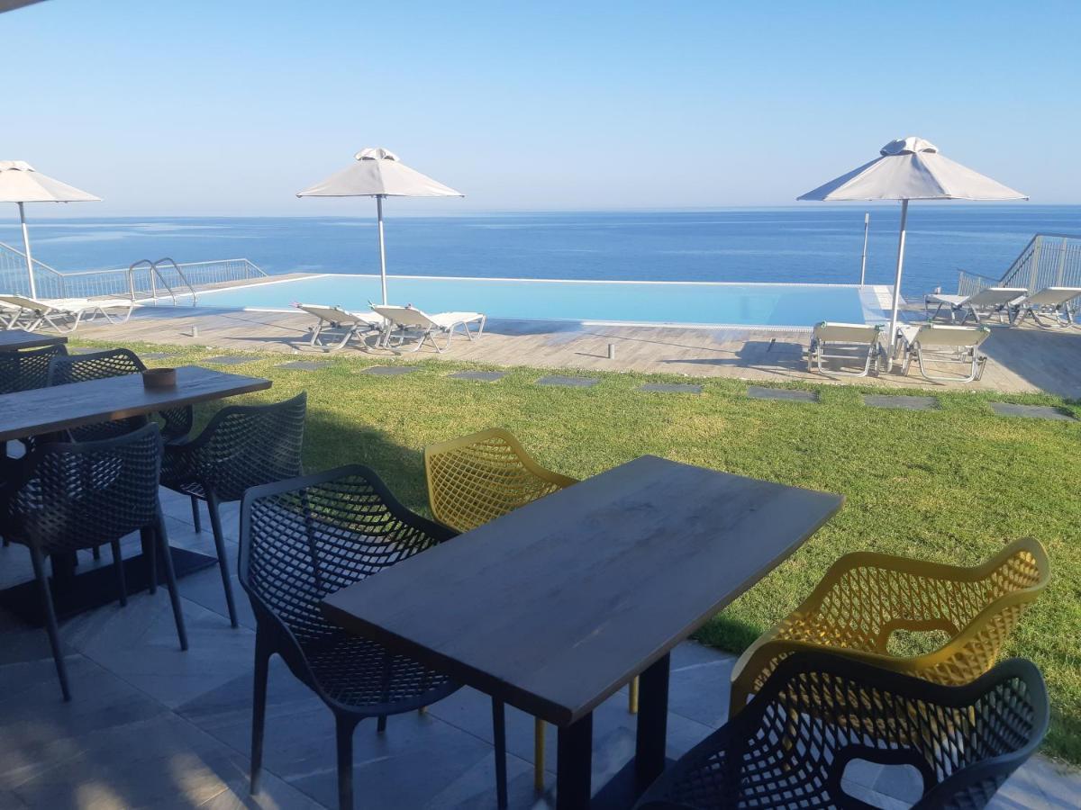 Portela Apartments Kastri كيراتوكامبوس المظهر الخارجي الصورة