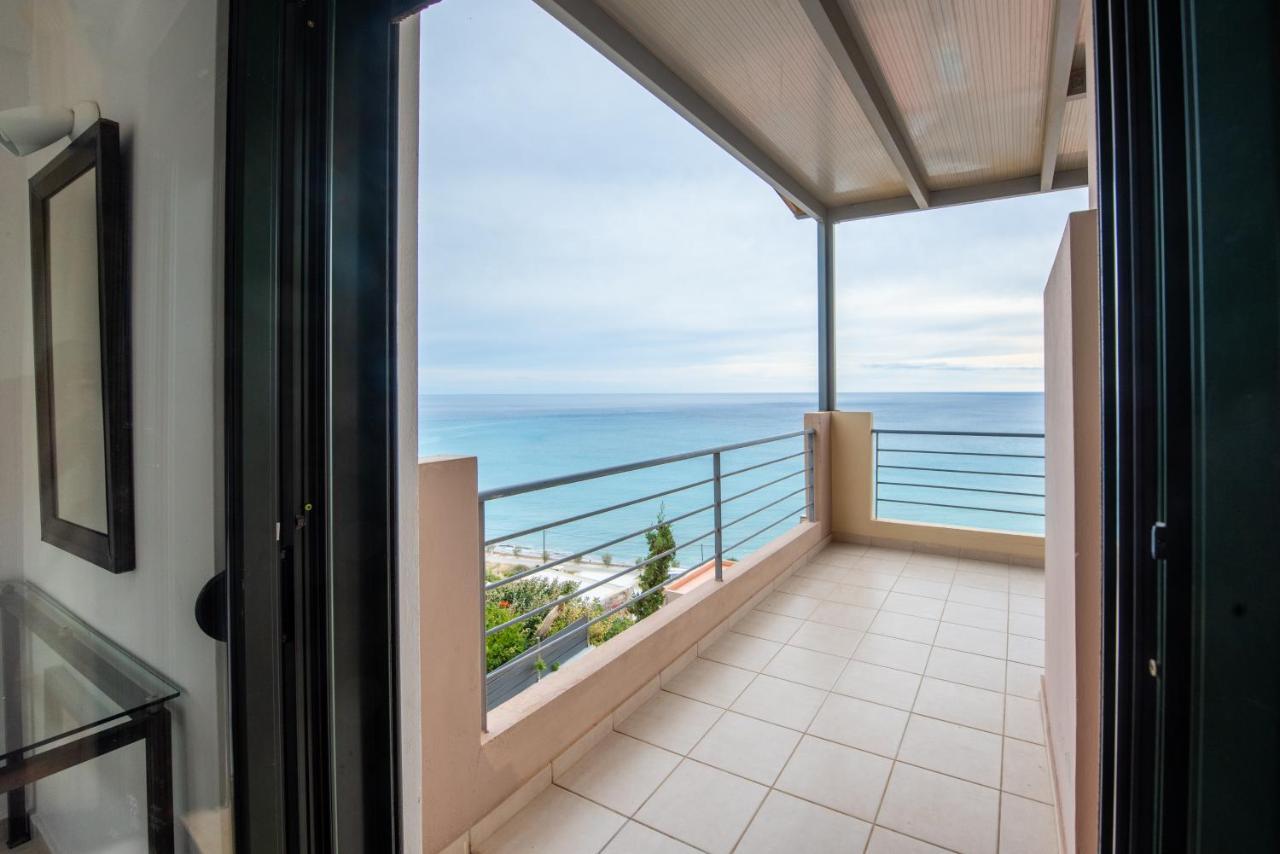 Portela Apartments Kastri كيراتوكامبوس المظهر الخارجي الصورة