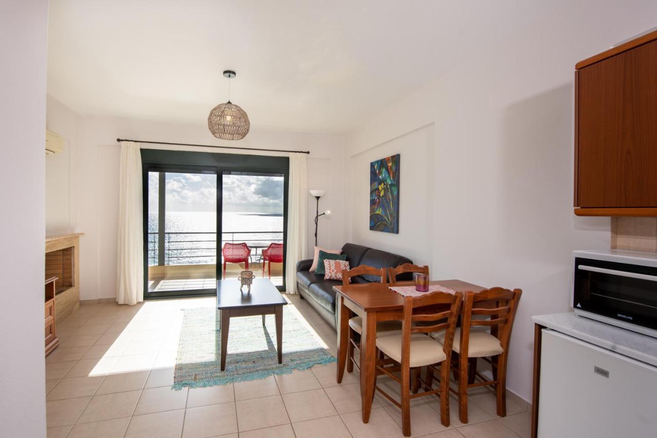 Portela Apartments Kastri كيراتوكامبوس المظهر الخارجي الصورة